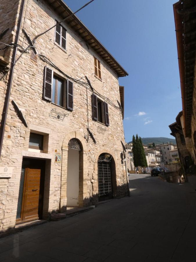 Scappo In Umbria, La Casa Di Eude Assis Exterior foto